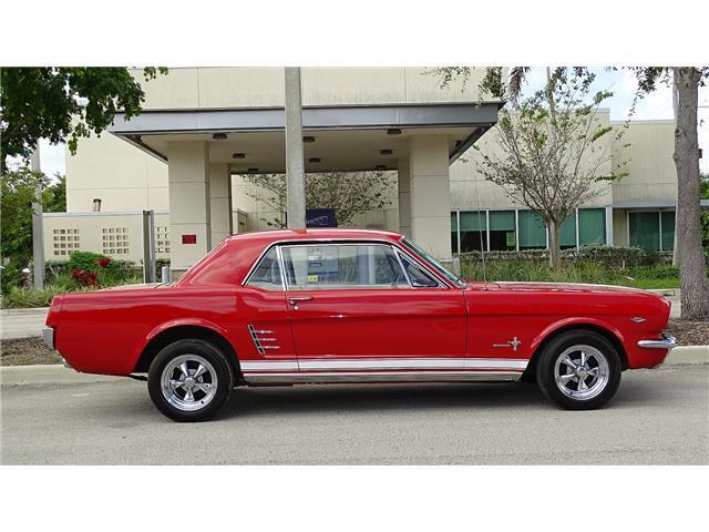 Ford-Mustang-Coupe-1966-2