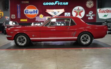 Ford-Mustang-Coupe-1966-22