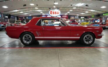 Ford-Mustang-Coupe-1966-26