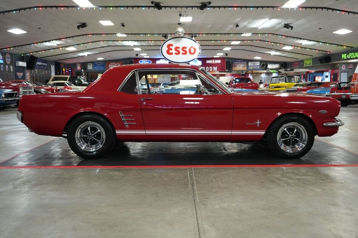 Ford-Mustang-Coupe-1966-26