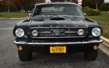 Ford-Mustang-Coupe-1966-3