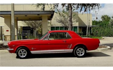 Ford-Mustang-Coupe-1966-3