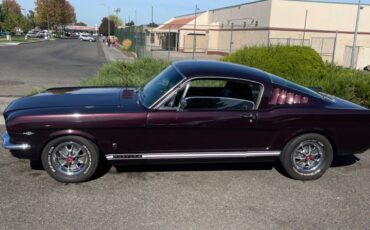 Ford-Mustang-Coupe-1966-33