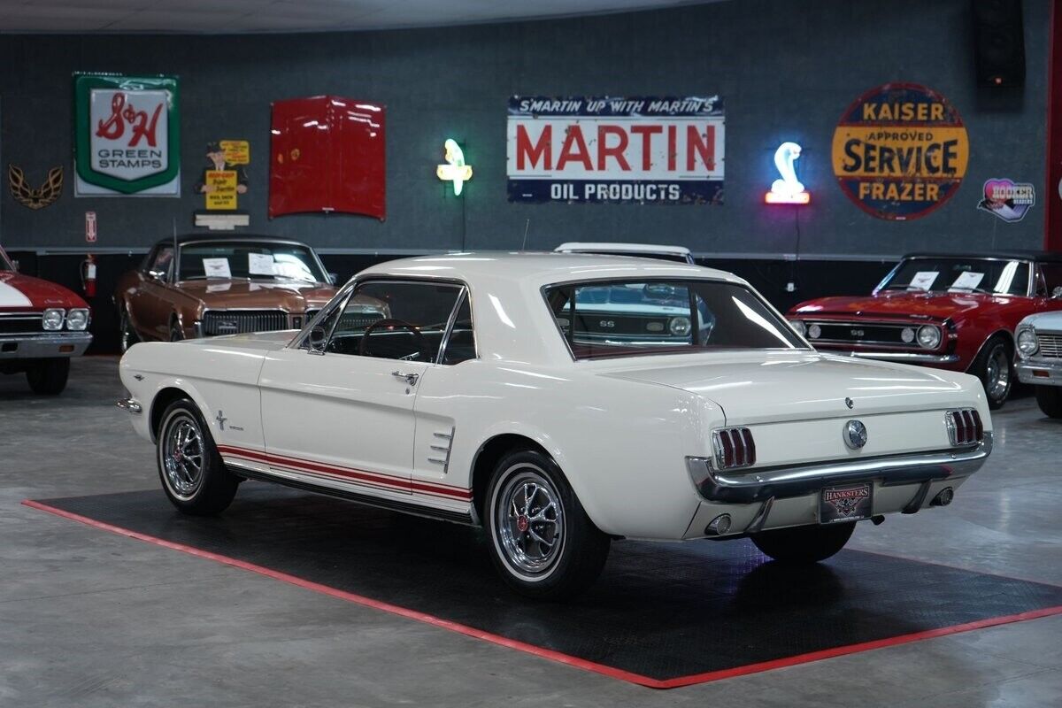 Ford-Mustang-Coupe-1966-4