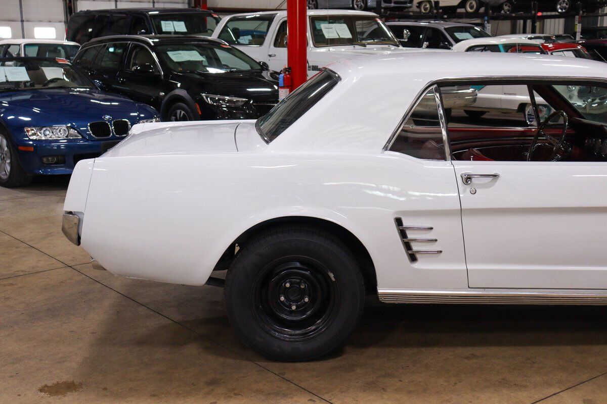 Ford-Mustang-Coupe-1966-8