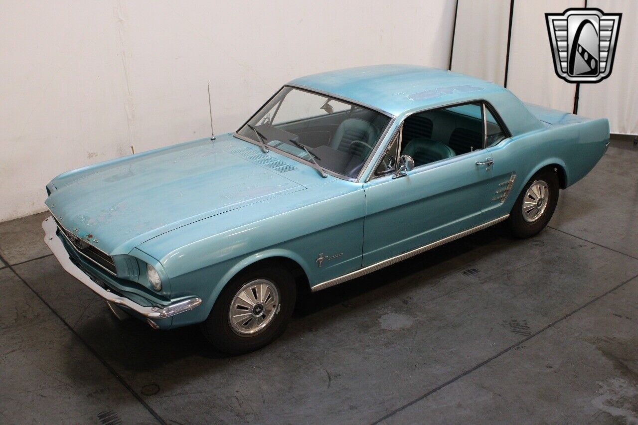 Ford-Mustang-Coupe-1966-8