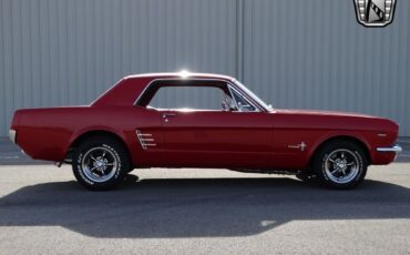 Ford-Mustang-Coupe-1966-8