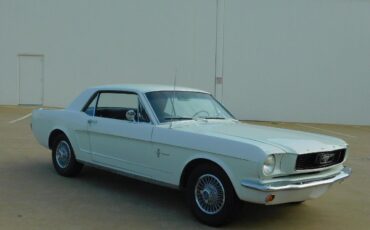 Ford-Mustang-Coupe-1966-9