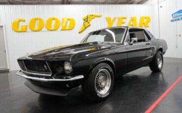 Ford-Mustang-Coupe-1967-1