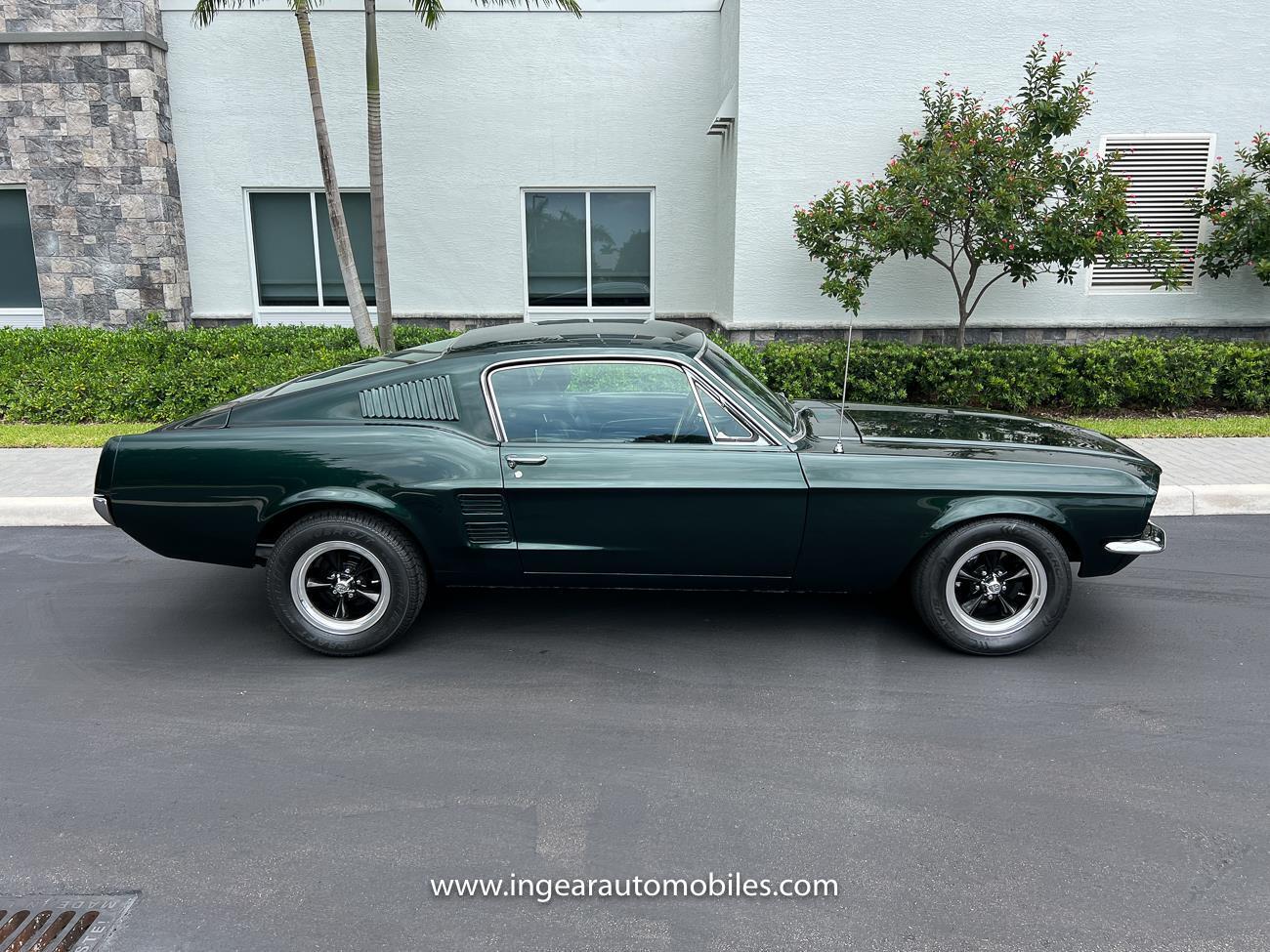 Ford-Mustang-Coupe-1967-16