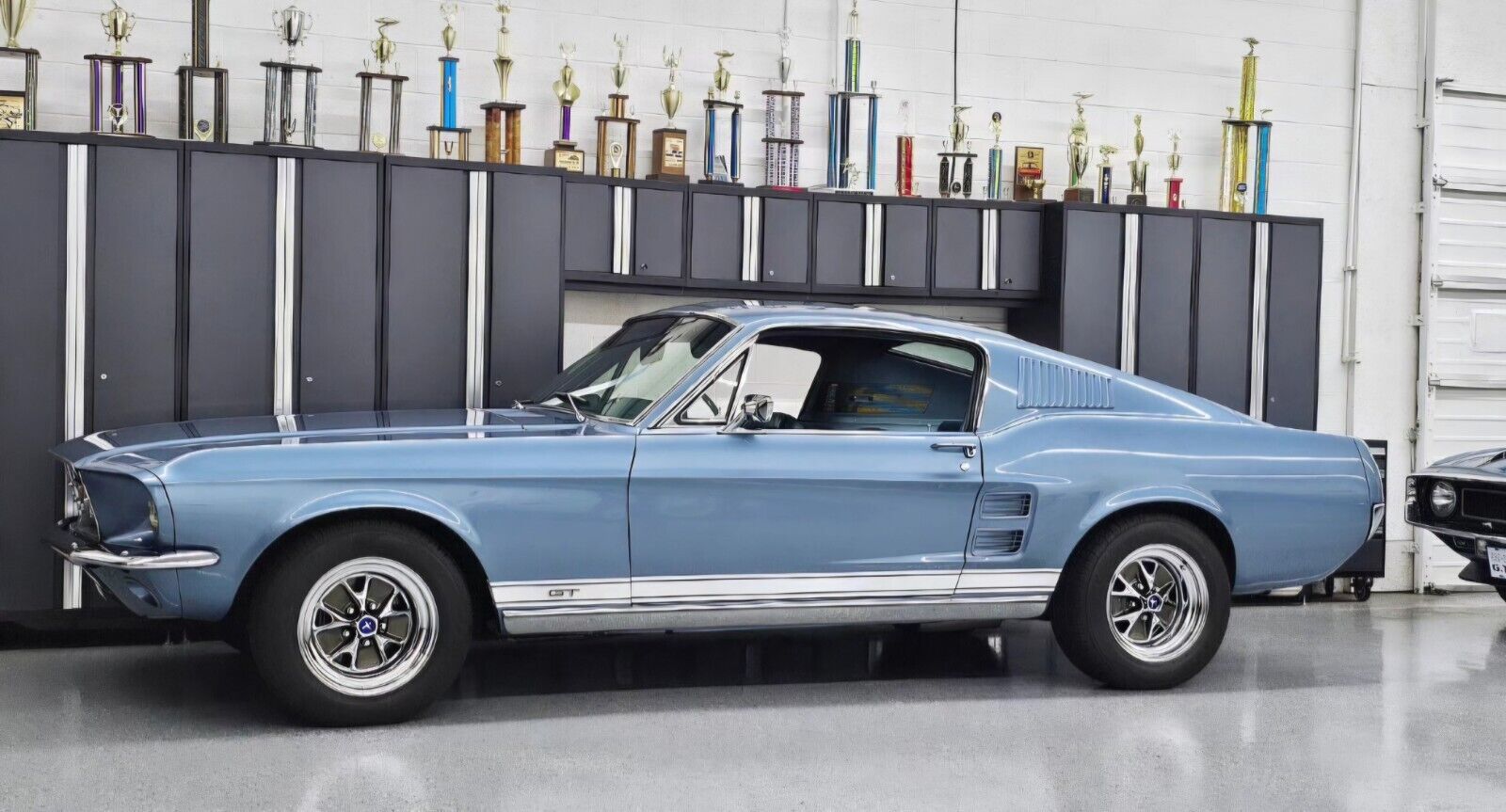 Ford-Mustang-Coupe-1967-17