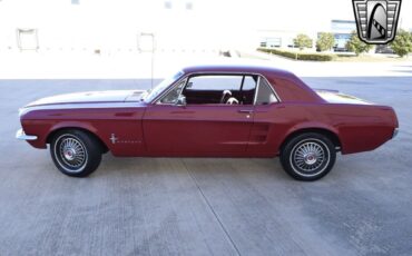 Ford-Mustang-Coupe-1967-2