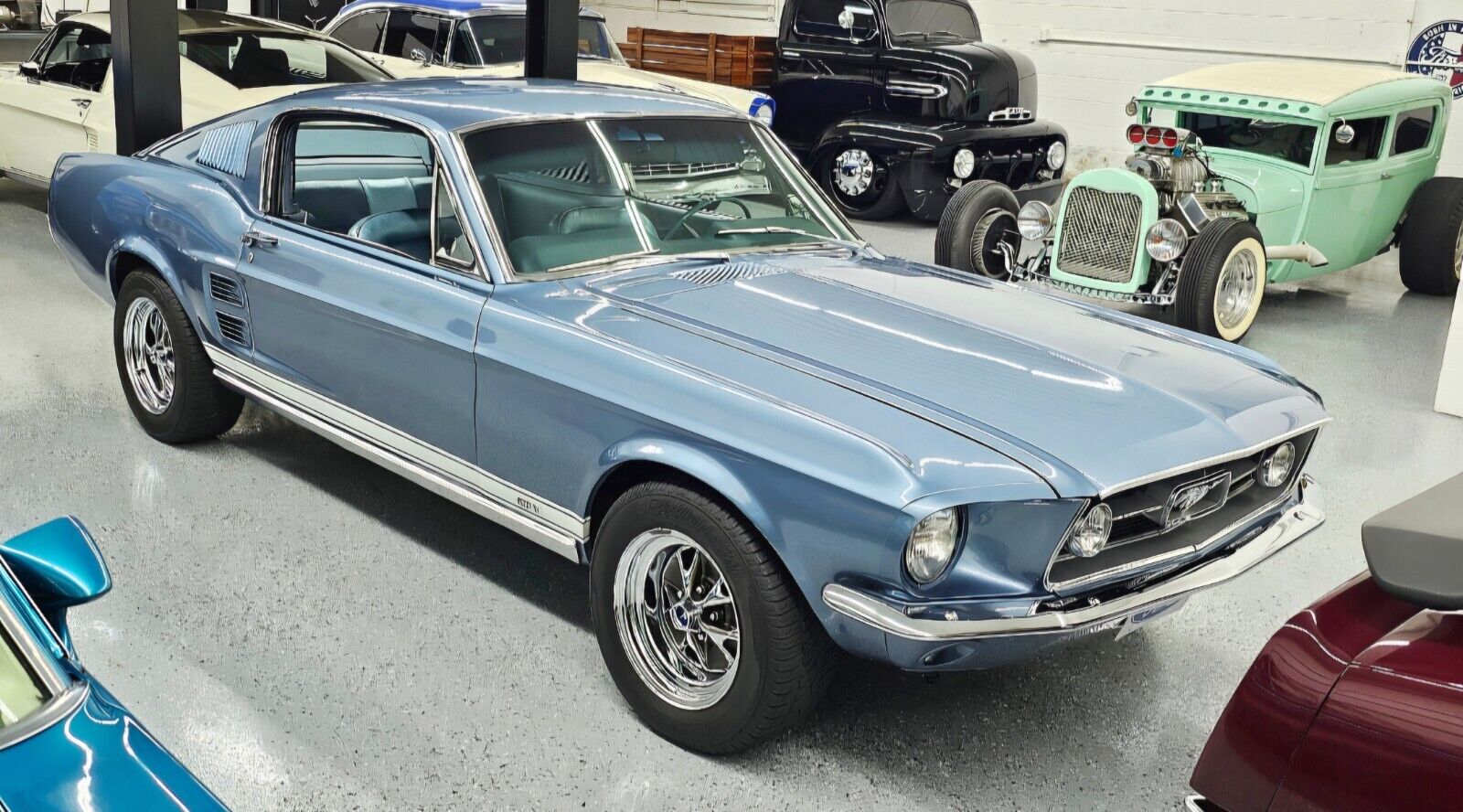 Ford-Mustang-Coupe-1967-36