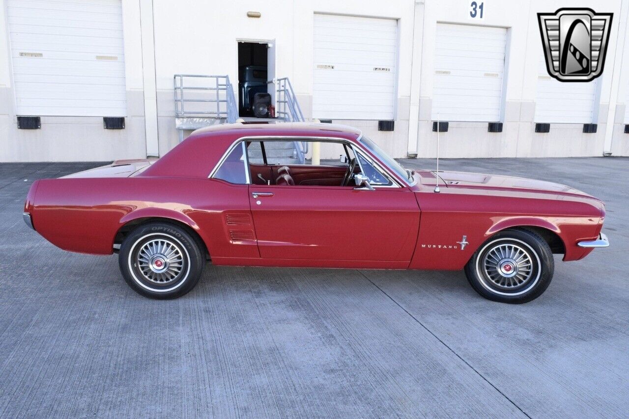 Ford-Mustang-Coupe-1967-4