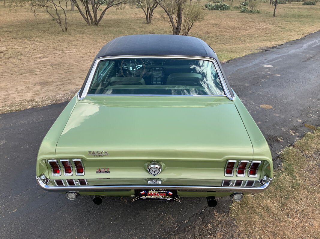 Ford-Mustang-Coupe-1967-4