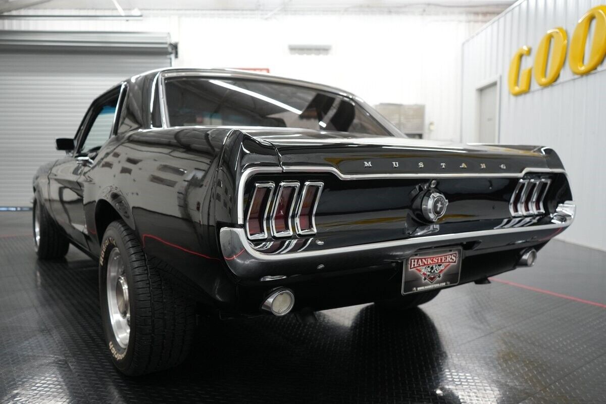 Ford-Mustang-Coupe-1967-7