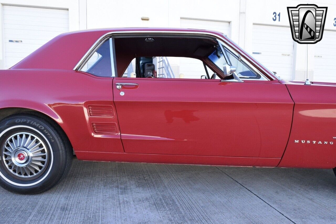 Ford-Mustang-Coupe-1967-8