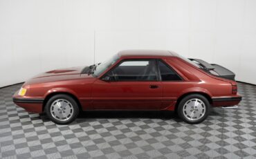 Ford-Mustang-Coupe-1984-2