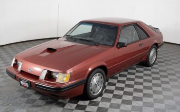 Ford-Mustang-Coupe-1984-3