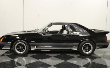 Ford-Mustang-Coupe-1986-2