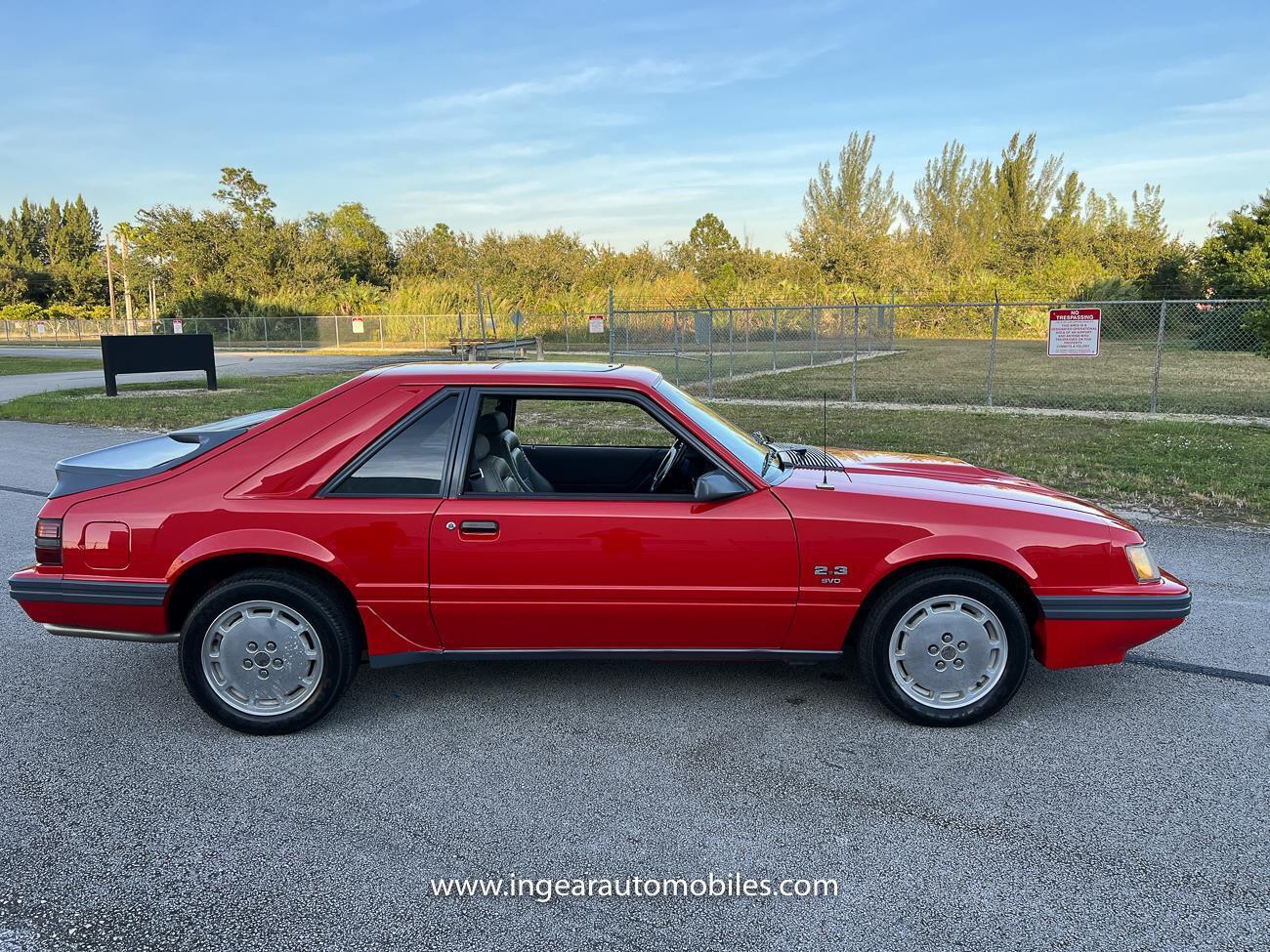 Ford-Mustang-Coupe-1986-6