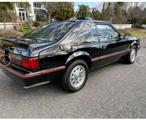 Ford-Mustang-Coupe-1988-1