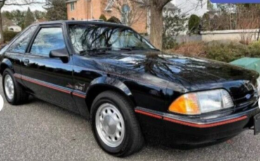 Ford Mustang Coupe 1988