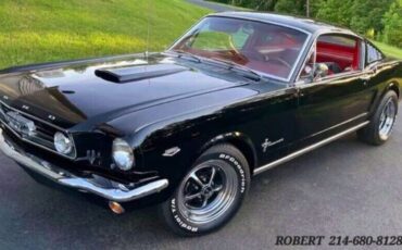 Ford-Mustang-Custom-Fastback-Coupe-1965-2