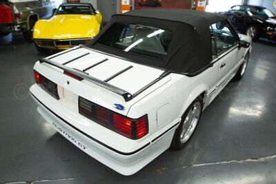 Ford-Mustang-GT-Cabriolet-1990-5