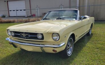 Ford-Mustang-convertible-1965