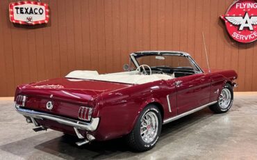 Ford-Mustang-convertible-1965