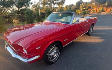 Ford-Mustang-convertible-1965-4