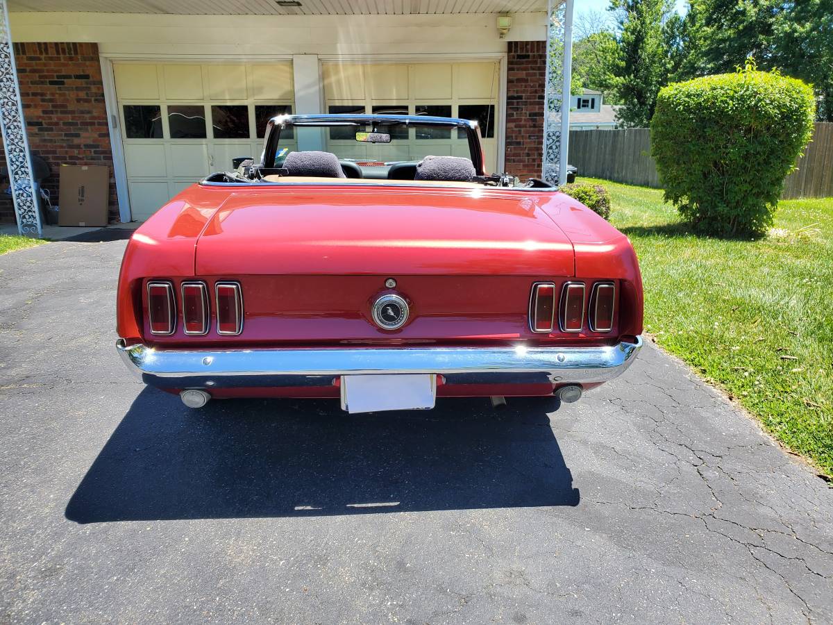 Ford-Mustang-convertible-1969-4