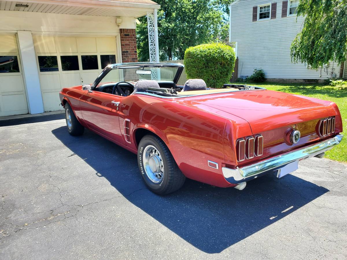 Ford-Mustang-convertible-1969