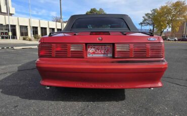 Ford-Mustang-gt-convertible-1988-10