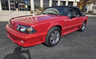 Ford-Mustang-gt-convertible-1988-2