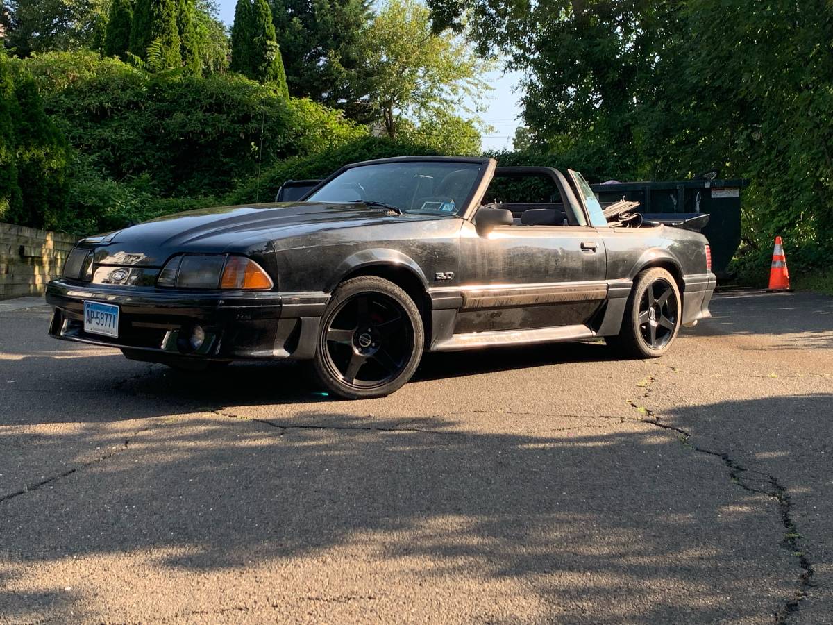 Ford-Mustang-gt-convertible-2d-1987-1