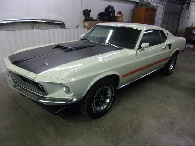 Ford-Mustang-mach-1-1969-4