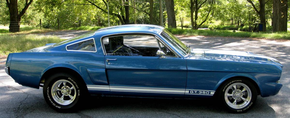 Ford-Mustang-shelby-fastback-1966-22