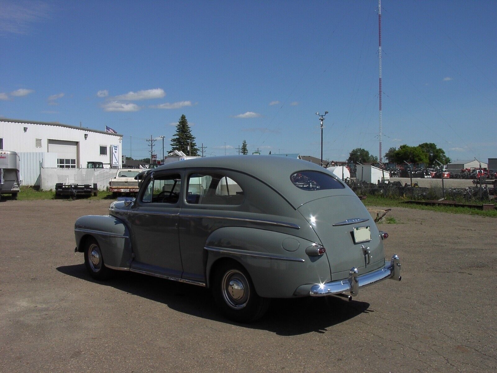 Ford-Other-Berline-1947-8