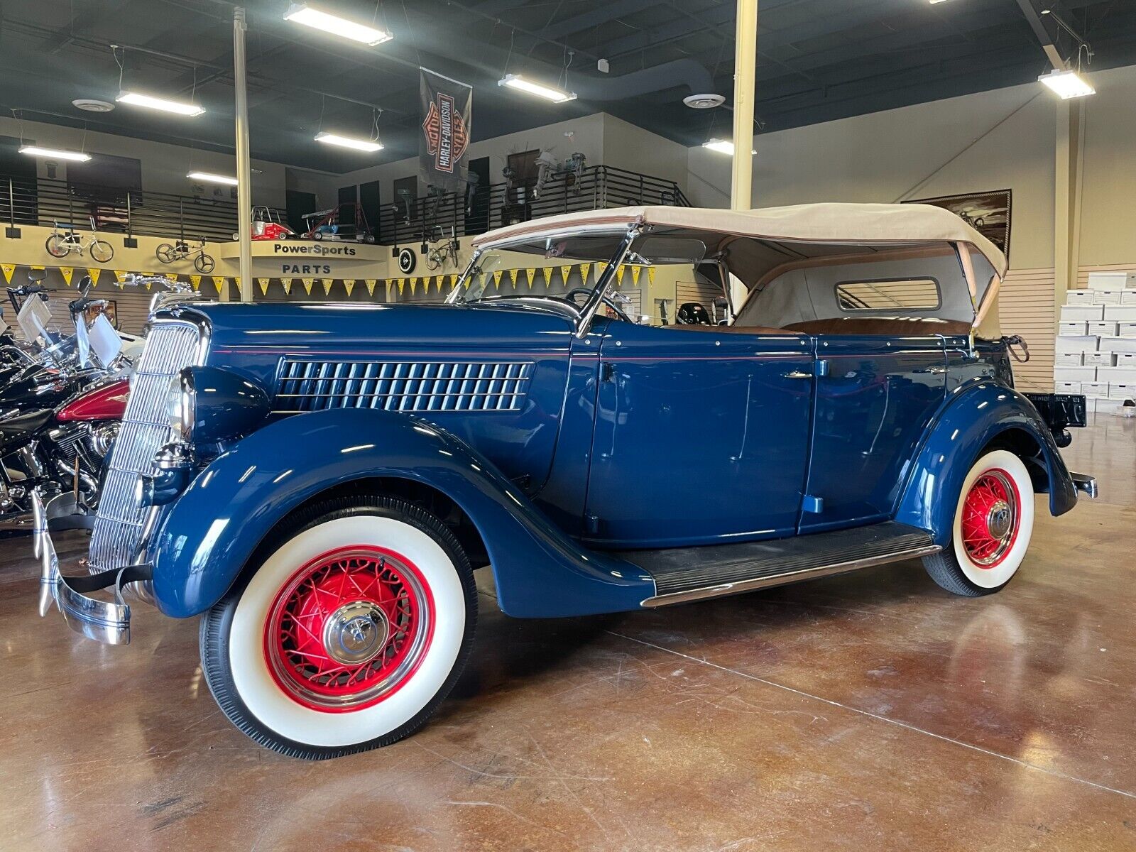 Ford-Phaeton-1935