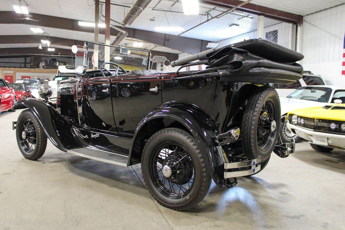 Ford-Phaeton-Cabriolet-1930-2