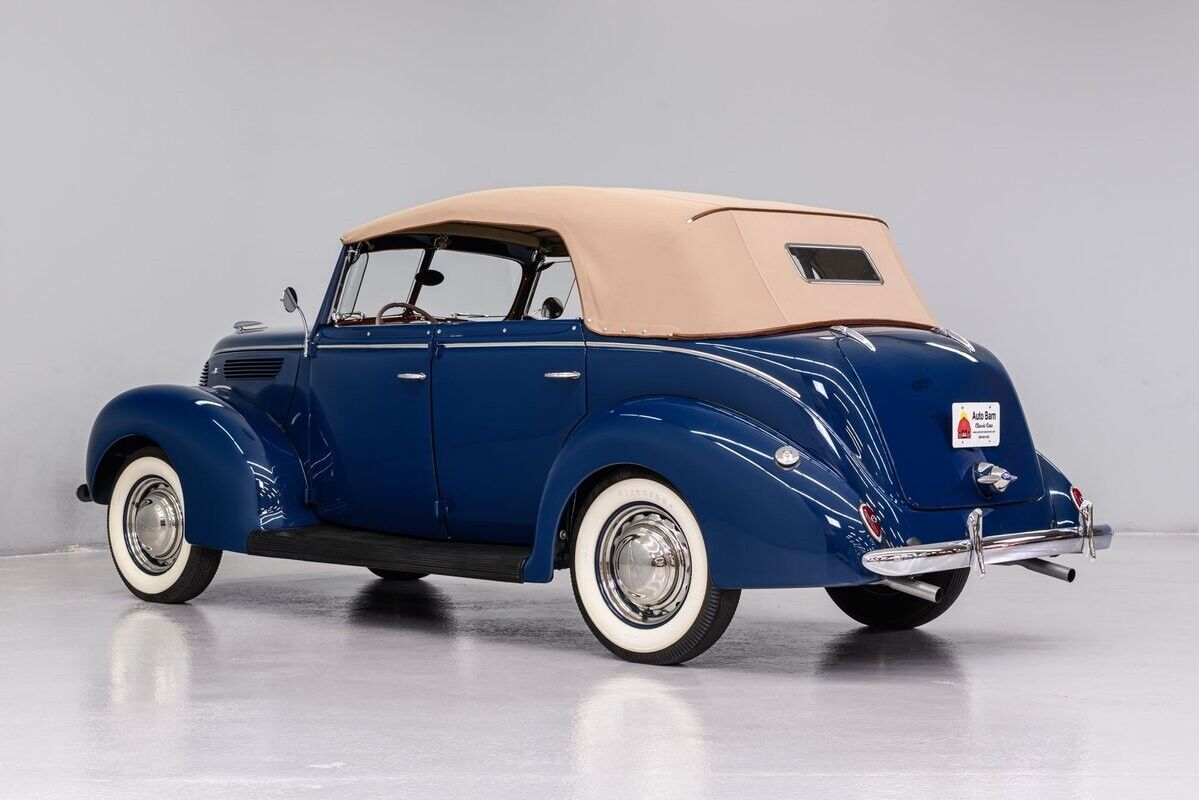 Ford-Phaeton-Cabriolet-1938-3