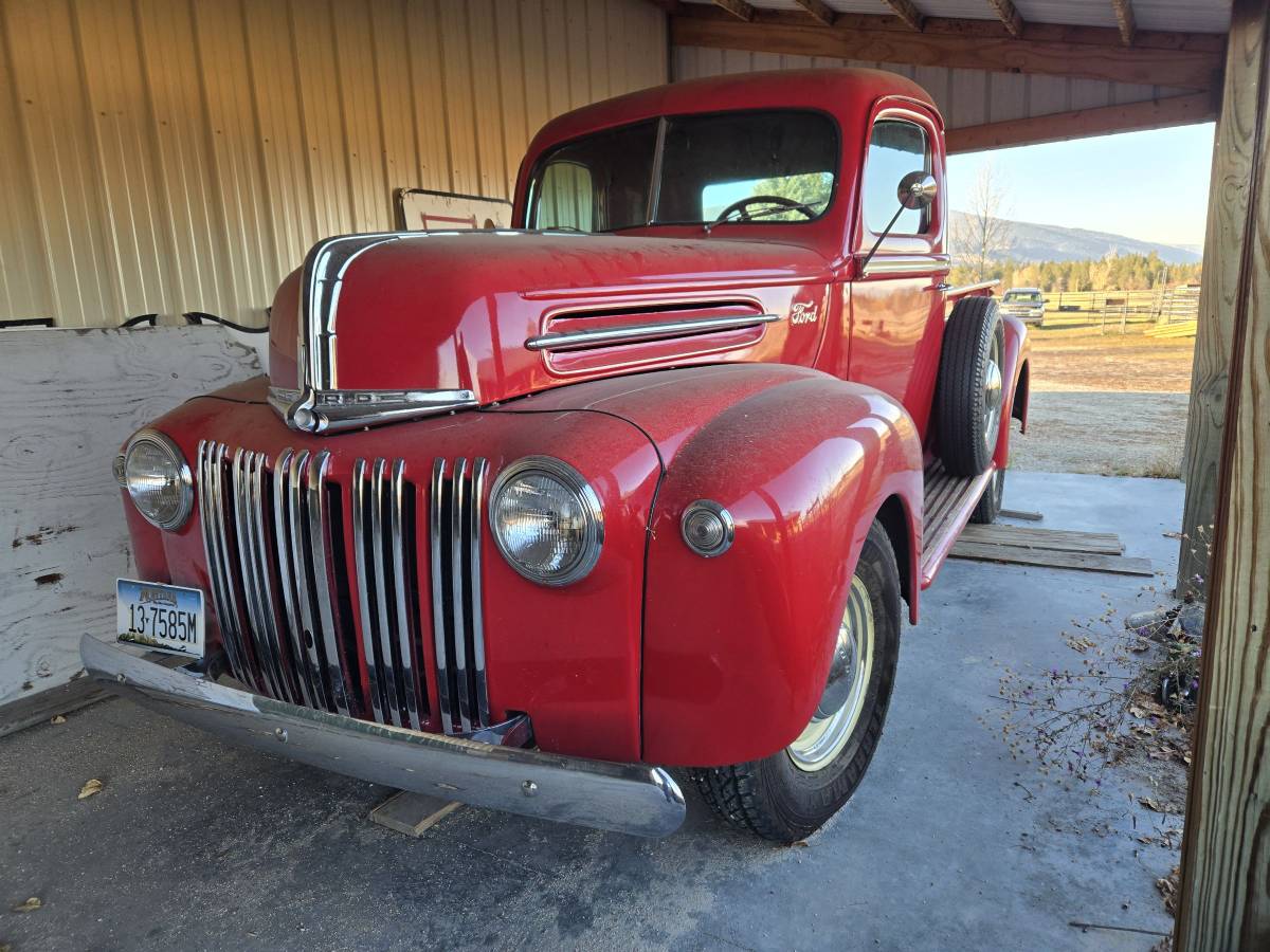 Ford-Pickup-1947-4