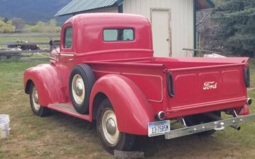 Ford-Pickup-1947-9