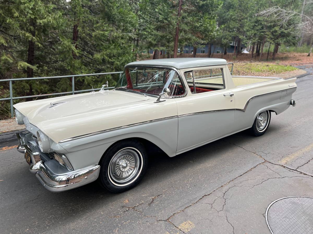 Ford-Ranchero-1957-8