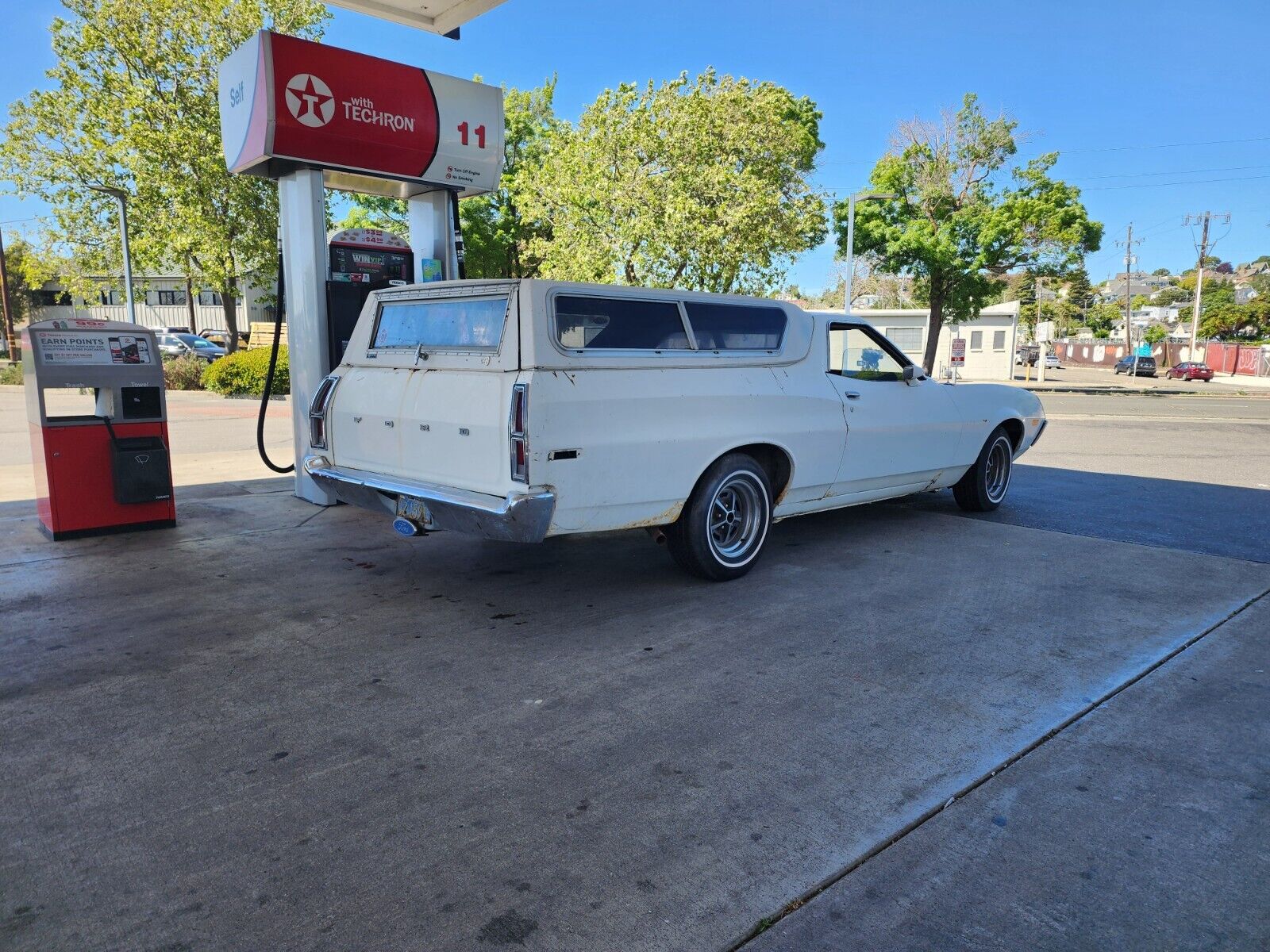 Ford-Ranchero-1972-2