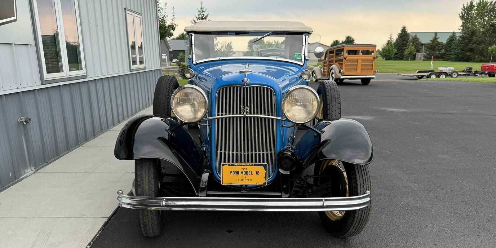 Ford-Roadster-1932-4