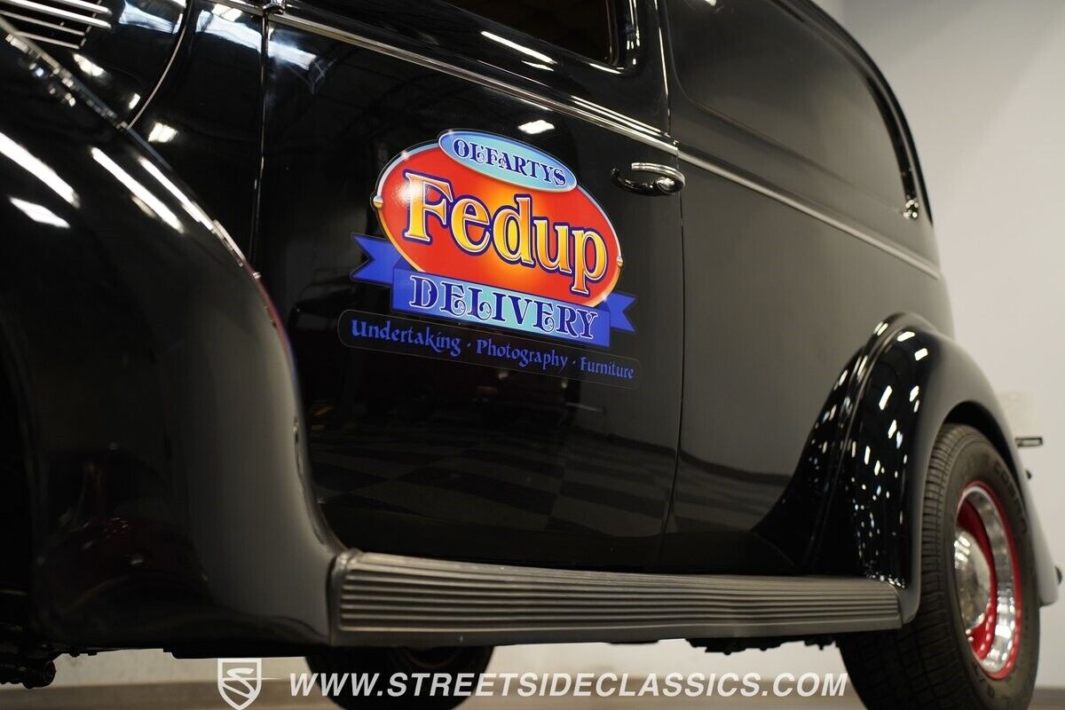 Ford-Sedan-Delivery-Break-1939-20