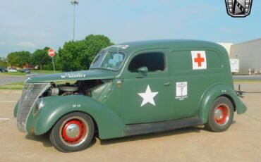 Ford-Sedan-Delivery-Coupe-1937-3